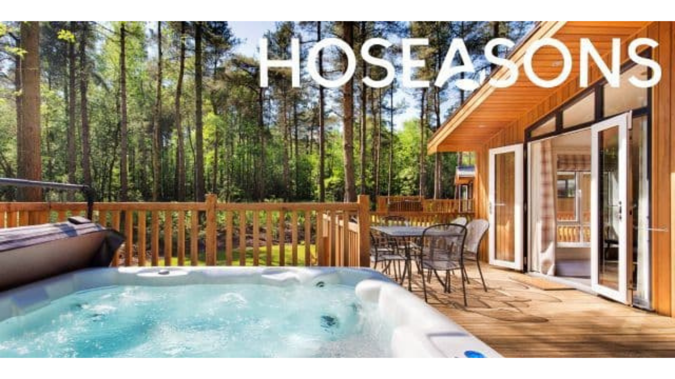 Hoseasons Blue Light Card discounts banner