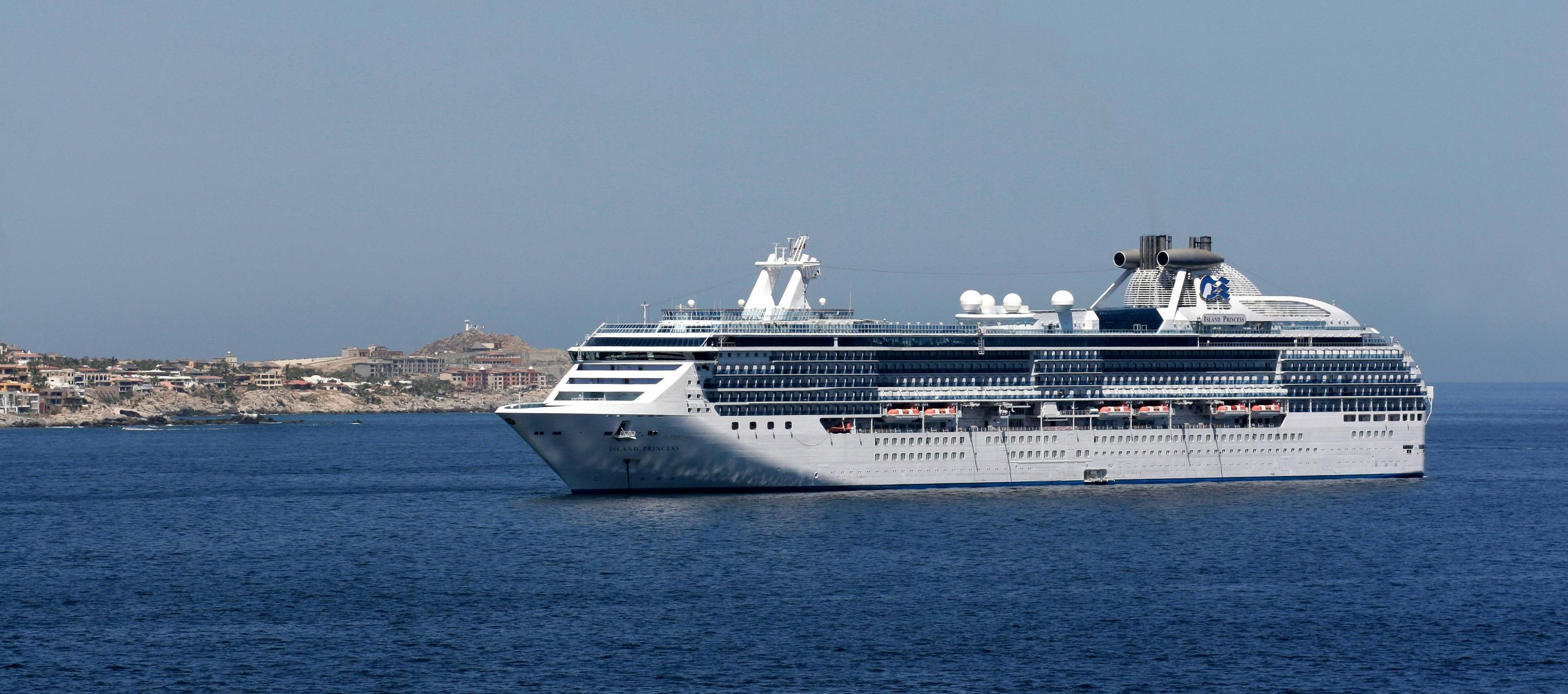 Blue Light Card Cruise Discounts Banner image